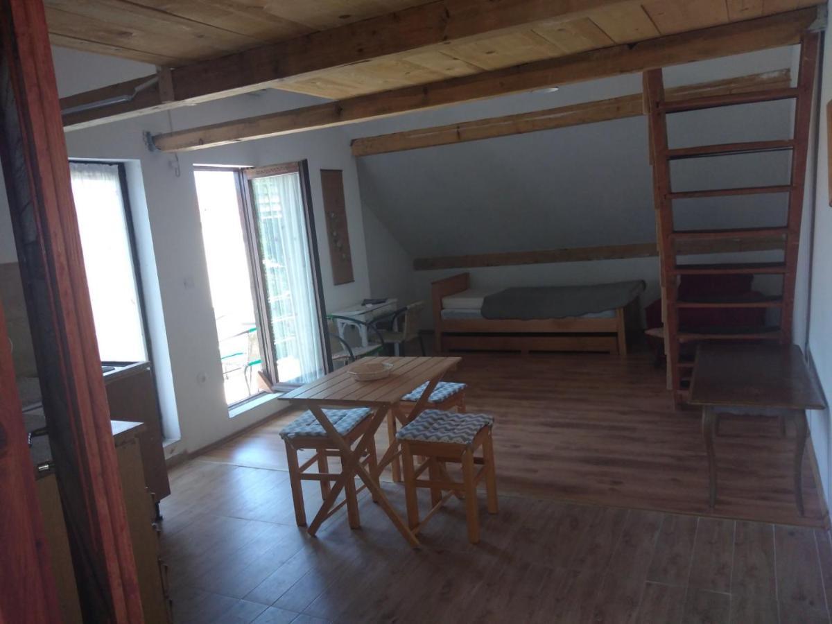 Apartment Zola 고르니 카린 외부 사진